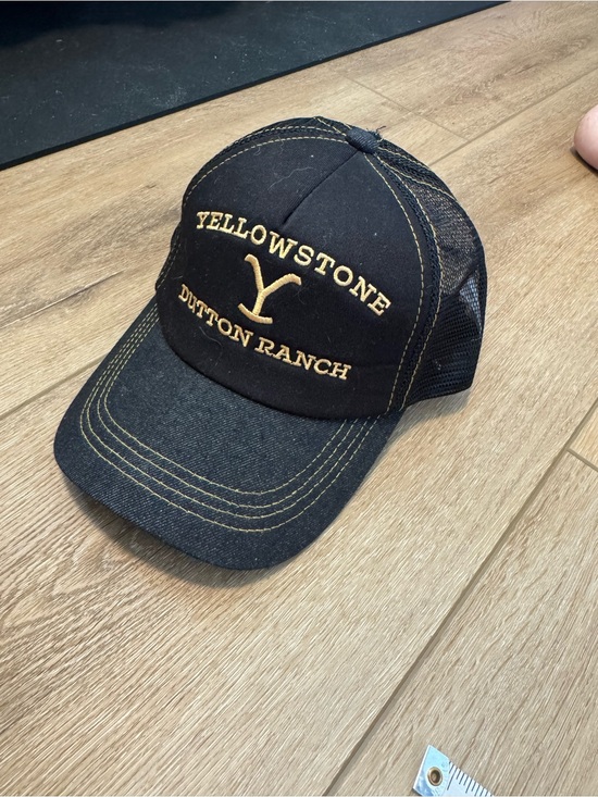 Yellowstone Accessories - Yellowstone Dutton Ranch black mesh trucker hat One Size